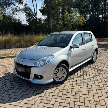 RENAULT SANDERO 1.6 PRIVILÈGE 8V FLEX 4P MANUAL RENAULT SANDERO 1.6 PRIVILÈGE 8V FLEX 4P MANUAL